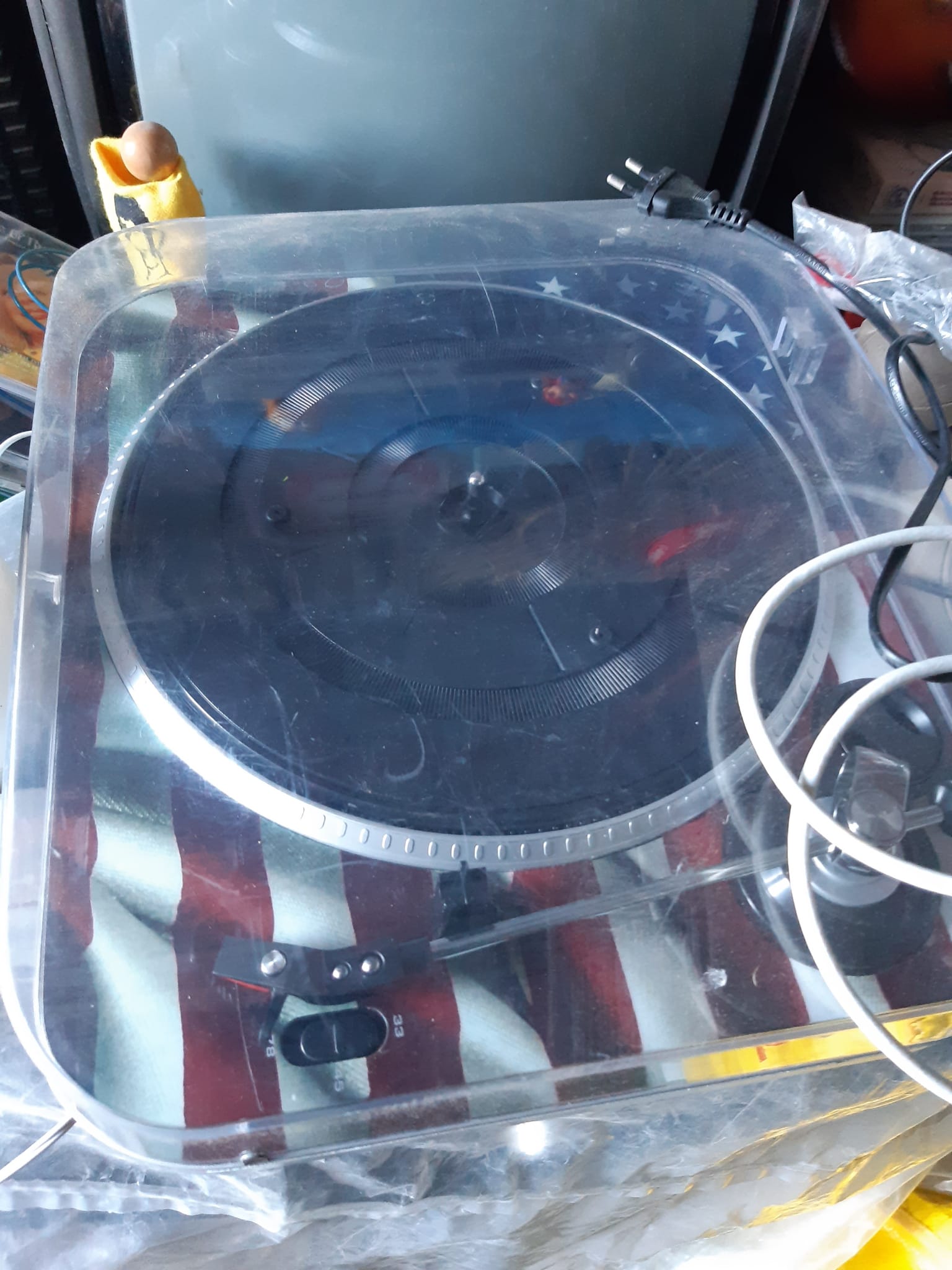 Platine vinyle avec capot